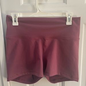 NWOT Old Navy high rise bike shorts, size L